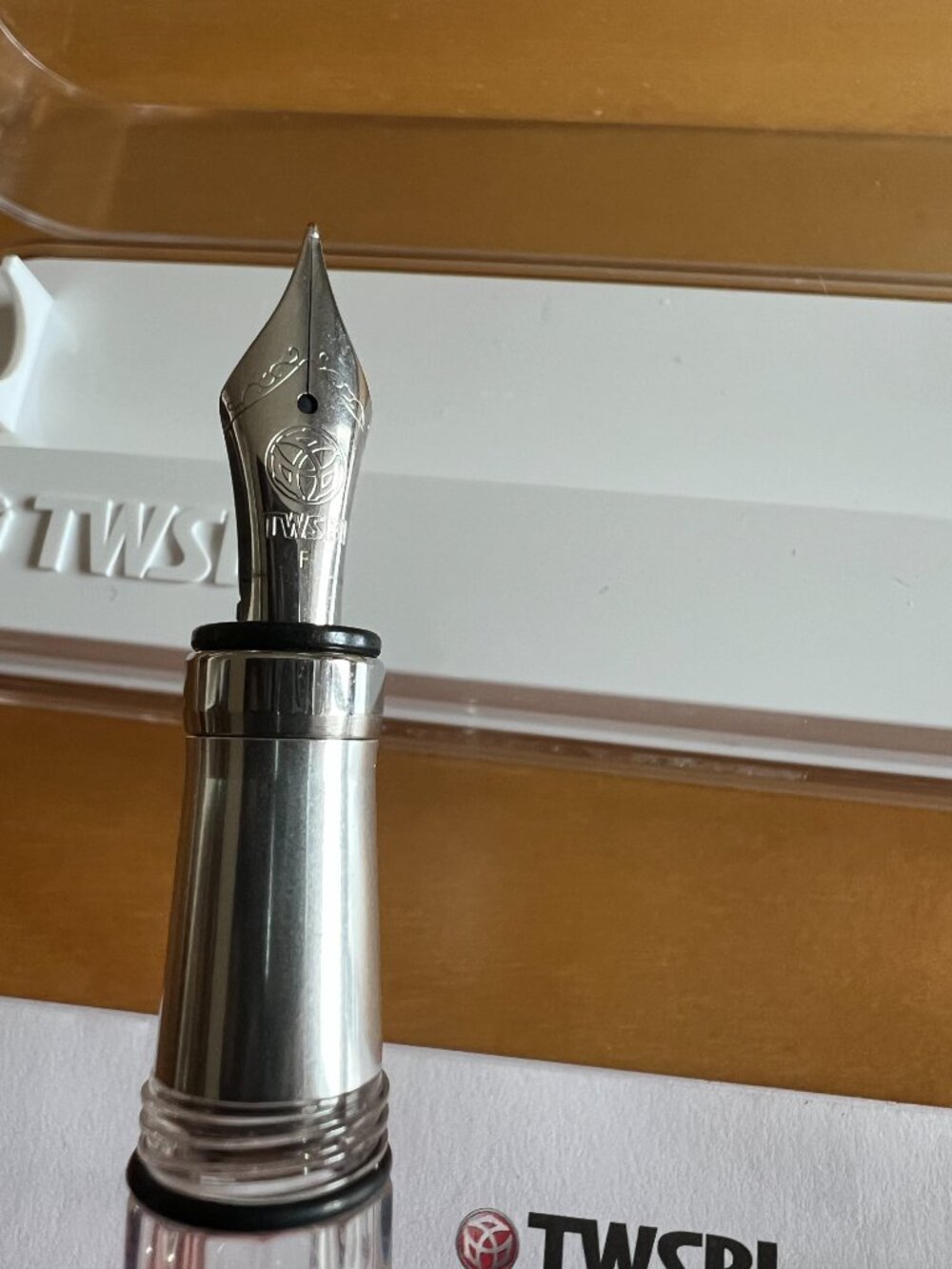 TWSBI Diamond 580 Aluminum Fountain Pen - F Nib - Clear - Picture 10 of 16